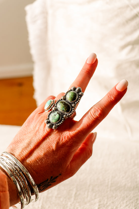 Big ol' Turquoise Ring 10.5